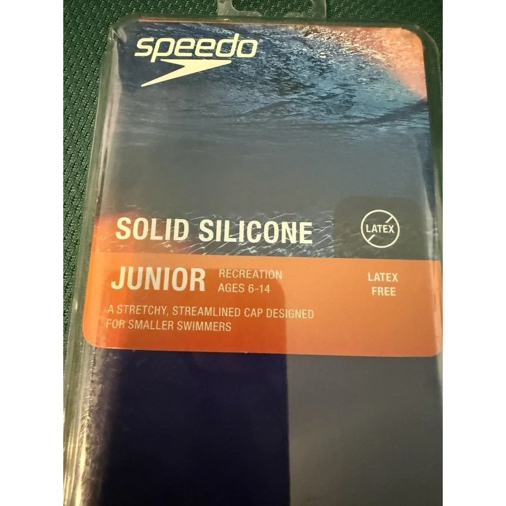 Speedo Solid Silicone Junior Cap Age‎ 6-14 Latex Free Purple New